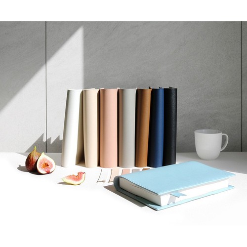 PU Leather Leather Book Cover Sleeve Privacy Reading BookTok Gift with Bookmark - 第 4/17 張圖片