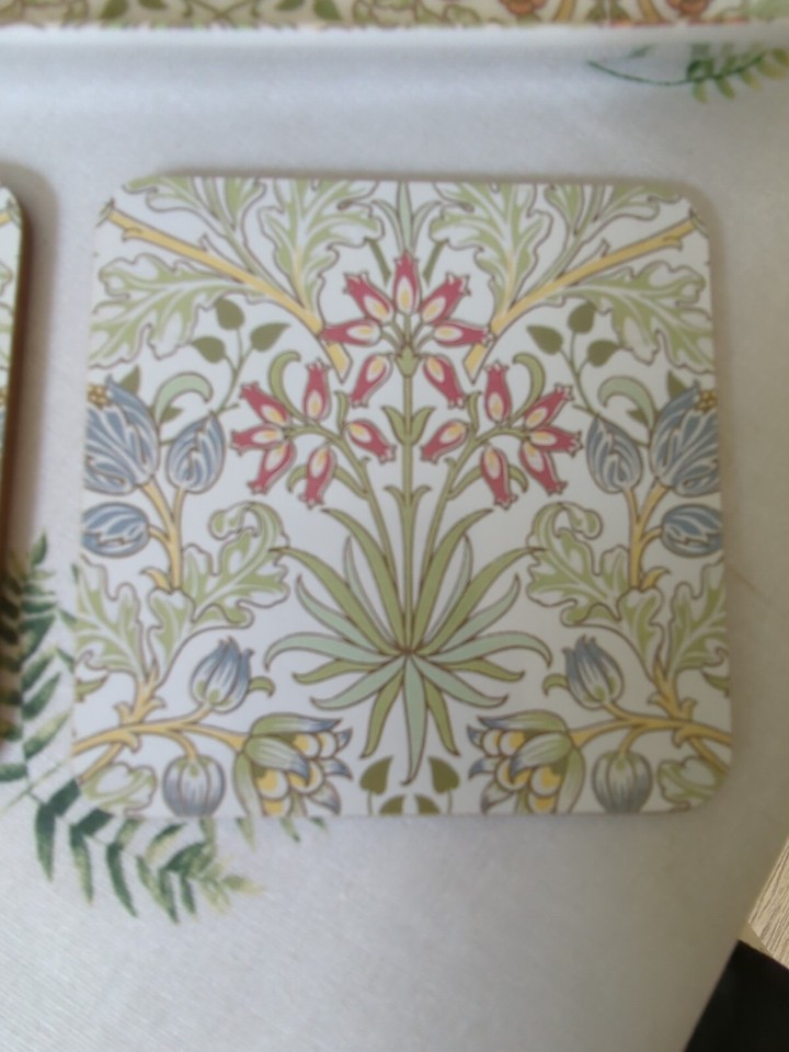 William Morris Hyacinth Slim Tray And 4 Matching Coasters And Placemats