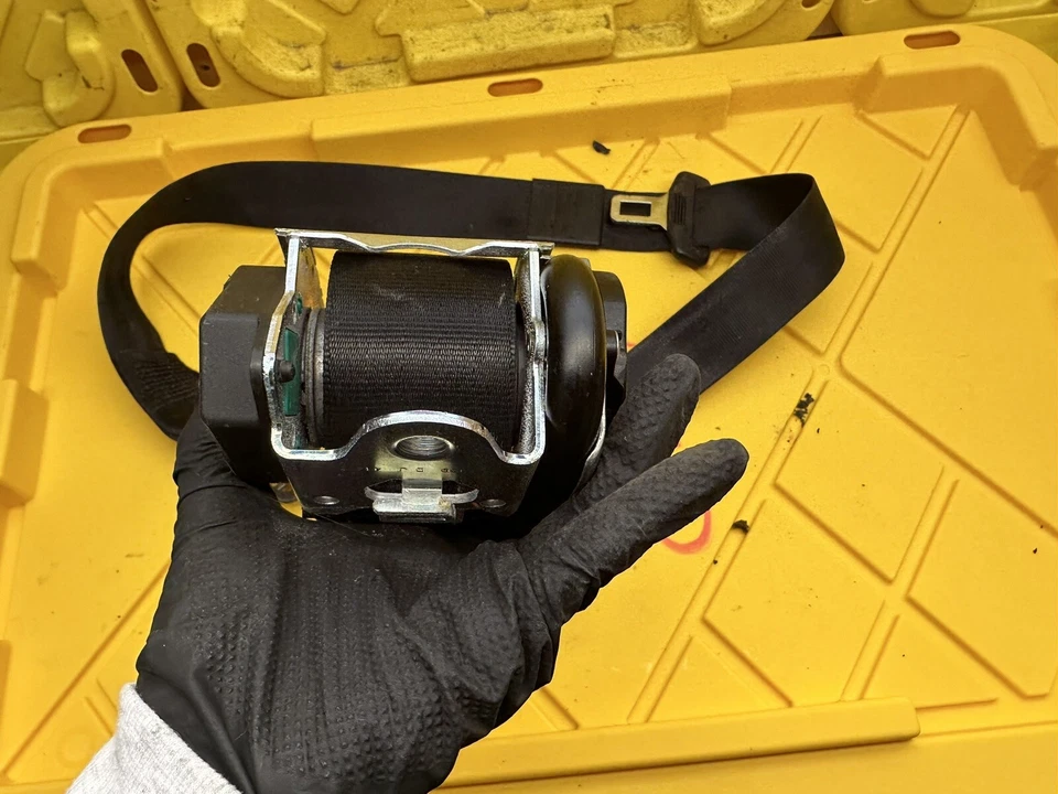 Conjunto de cinturón de seguridad delantero pasajero derecho AUDI A4 2003-2008 8E0857706F fabricante de equipos originales Foto 4 de 4