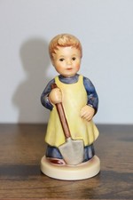 Garden Treasures Hummel 3.5  figurine #727, Goebel, Germany (1996), Used