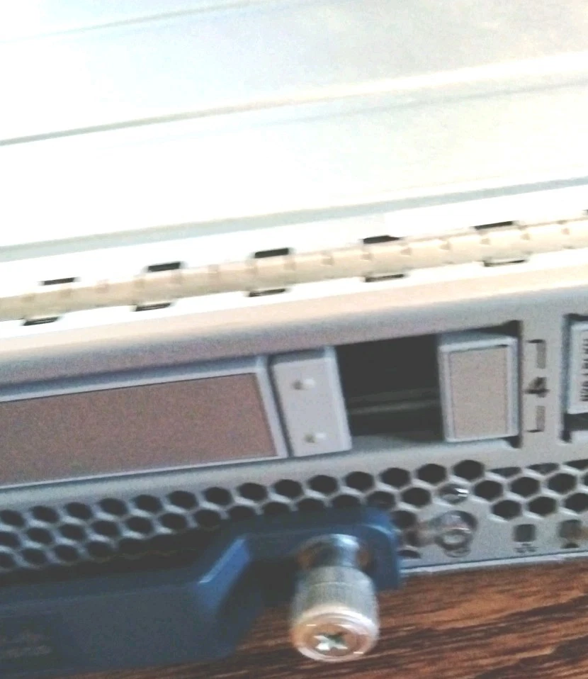 Cisco UCS-B440-M2 B440 M2 Blade Server 32 Cores W/Intel 09E74860 - Image 3 of 4