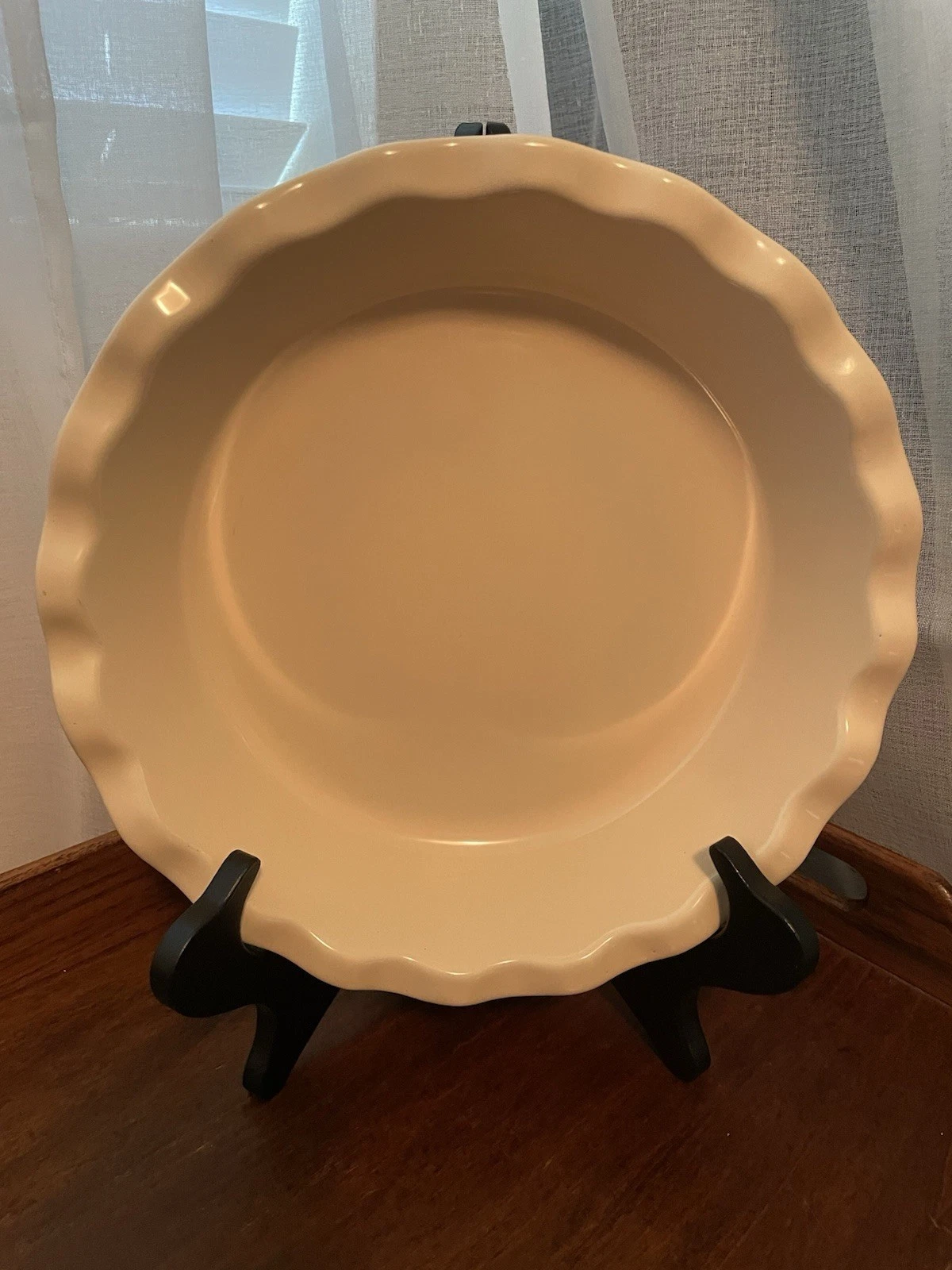 Emile Henry Scalloped Edge Pie Dish France DC9 31-66