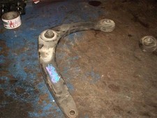 Triangle de suspension Peugeot 2008