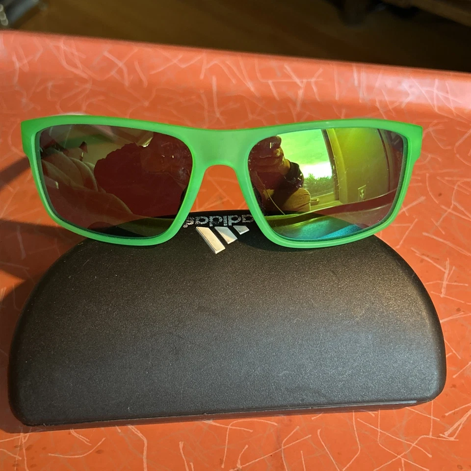 Очки солнцезащитные Adidas Whipstart 423 00 6056 61-16 140 матовые зеленые и белые - Изображение 4 из 4