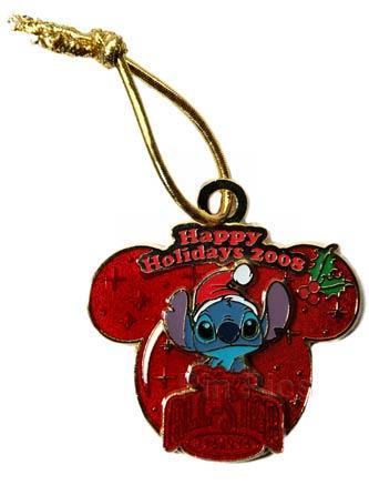 Disney WDW Happy Holidays All Star Resort Stitch Pin - Picture 1 of 1