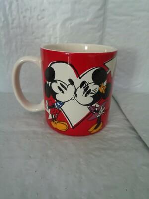 Disney Store - Minnie & Mickey Mouse Kissing Coffee Mug - Te Amo / Amour Love