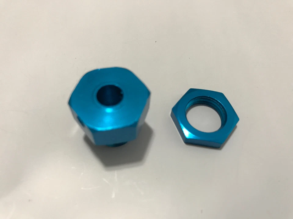 OFNA 17mm Hex / Hub Adapter Blue for Traxxas T-Maxx 2.5/3.3 - Image 3 of 3