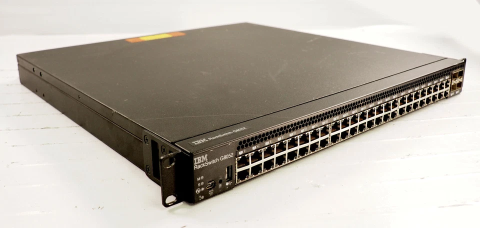 IBM G8052 49Y7922 48 RJ45 4 SFP Port Networking Switch with x2 450W PSUs - Image 4 of 4