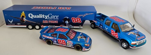 BROOKFIELD 1/24 #88 DALE JARRETT US AIR FORCE TRIBUTE 3 PIECE SET WITH TRAILER - Picture 13 of 15