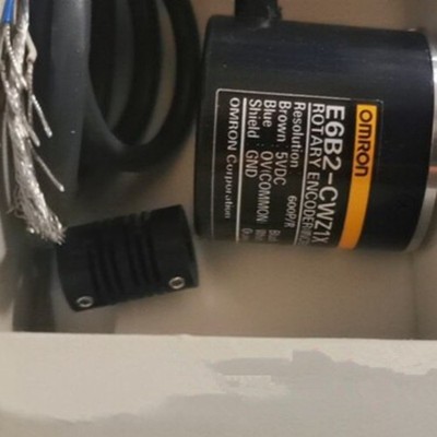 1PCS New Omron E6B2-CWZ1X 600P/R Rotary Encoder E6B2CWZ1X Fast Shipping US