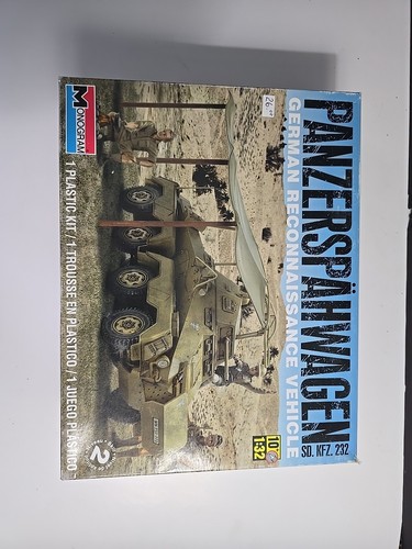 MONOGRAM 1/32 WW II GERMAN PANZERSPAHWAGEN SD. KFZ. 232 MODEL KIT # 85-7856 F/S