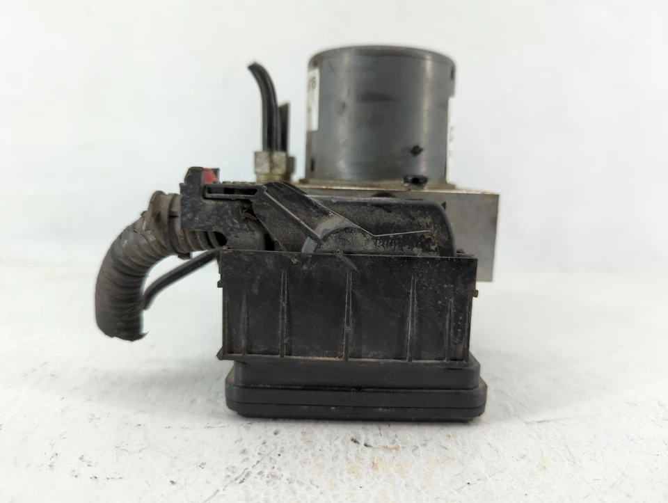 2016-2016 Buick Encore Abs Pump Control Module W7KG0 - Image 4 of 4