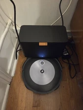 🔥iRobot Roomba j7  Self-Emptying Vacuum Cleaning Robot. Excellent condition🔥
