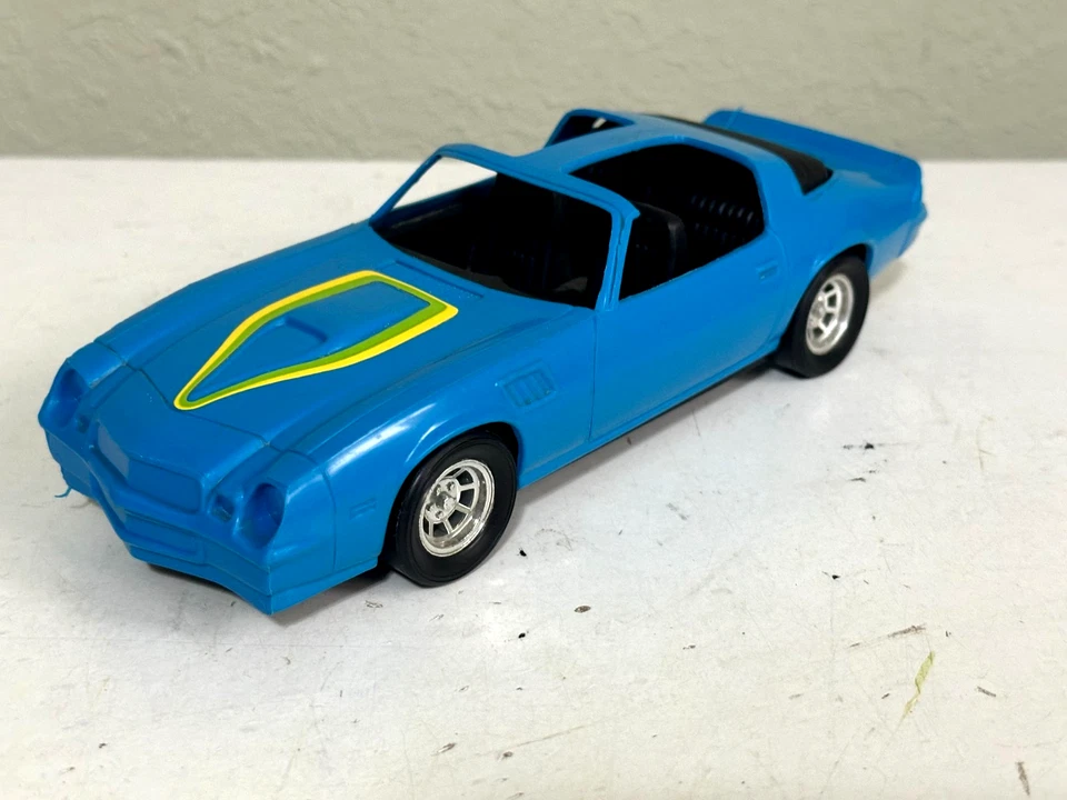 TESTOR TOYS 1978 CHEVY CAMARO Z28 VINTAGE RARO AZUL 10" COCHE DE PLÁSTICO ¡EXCELENTE ESTADO! Foto 3 de 4