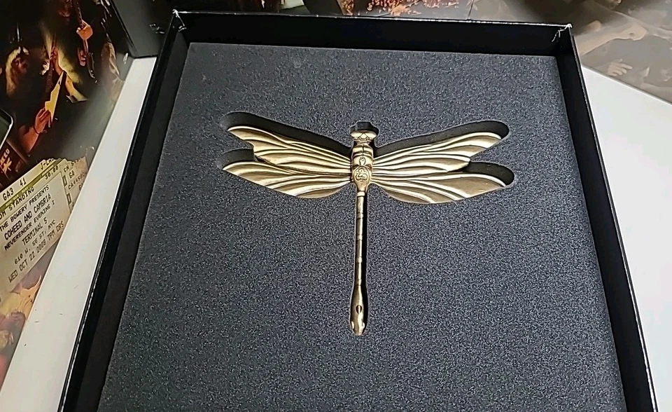 Coheed And Cambria SIGNED Neverender Children Of The Fence Limited Box Set 3000 - Image 3 of 4