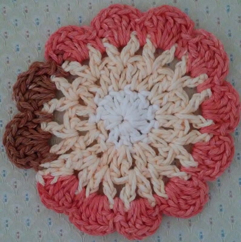 Potholder / Hot Pad / Yarn Doily-5 1/2" Round-Looks like Sun w/Solar Flare *NEW*
