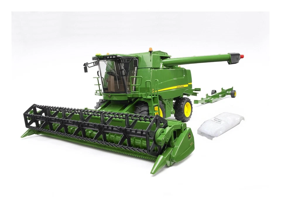 Bruder Mietitrebbia Gigante scala 1:16 JOHN DEERE 02132 - Immagine 3 di 4