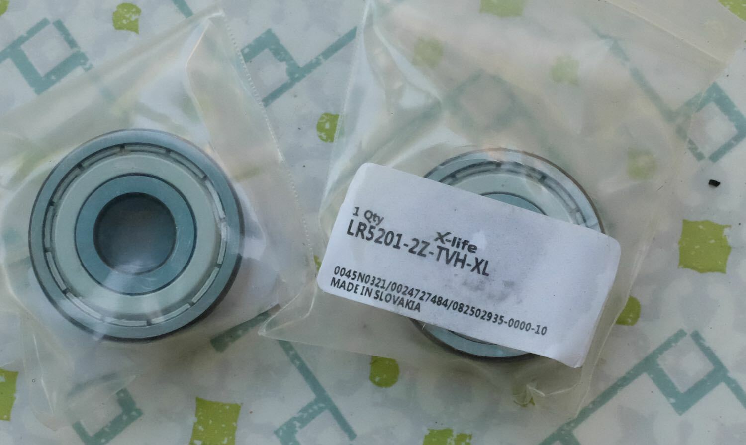 Galet à billes INA LR5201 double étanchéité pour réduire les frottements industriels
