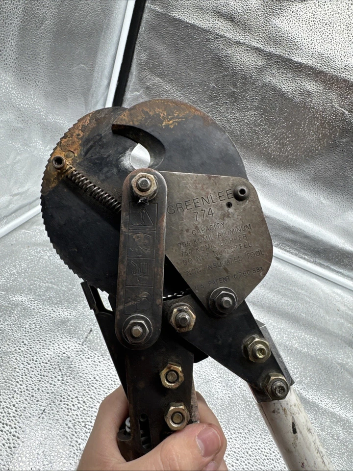 Cortador de cable de trinquete Greenlee 774 19-1/8 pulgadas.     s1 Foto 2 de 4