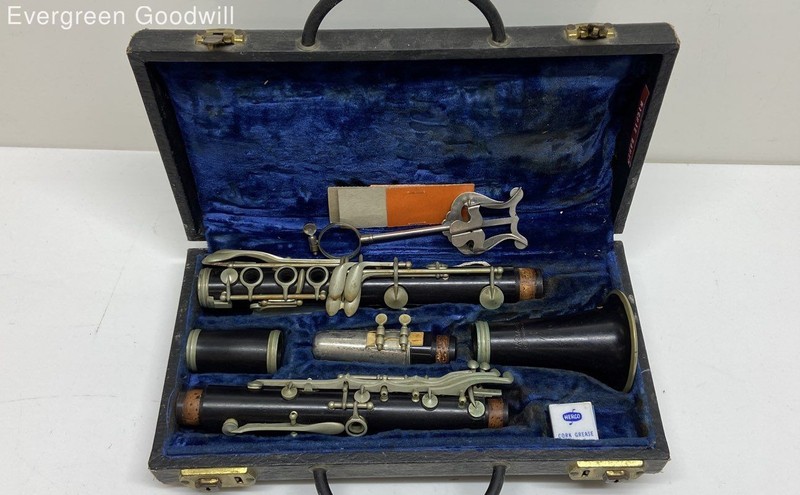 Vintage Kohlert Clarinet With Case