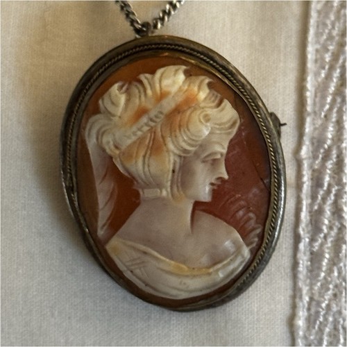 Vintage 800 Silver Oval Cameo Pendant Brooch Pin Back Brown Cream Beauty