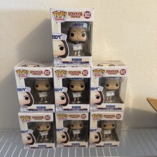 Figura Vinilo Funko Pop Stranger Things Robin Scoops Ahoy 922 BÓVEDA LEER