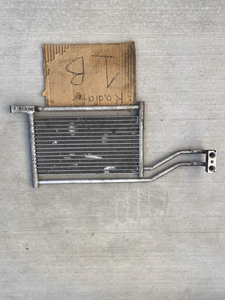 BMW 740i E38 1995-2001 enfriador de aceite de transmisión 17221745275 Foto 2 de 4