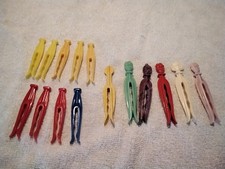 15 Vintage Plastic Clothespins Various Colors