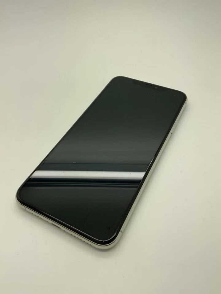 Apple iPhone 11 Pro Max 64 GB - Silber |PG2047-172355-DIFF| #Gut - Bild 2 von 4