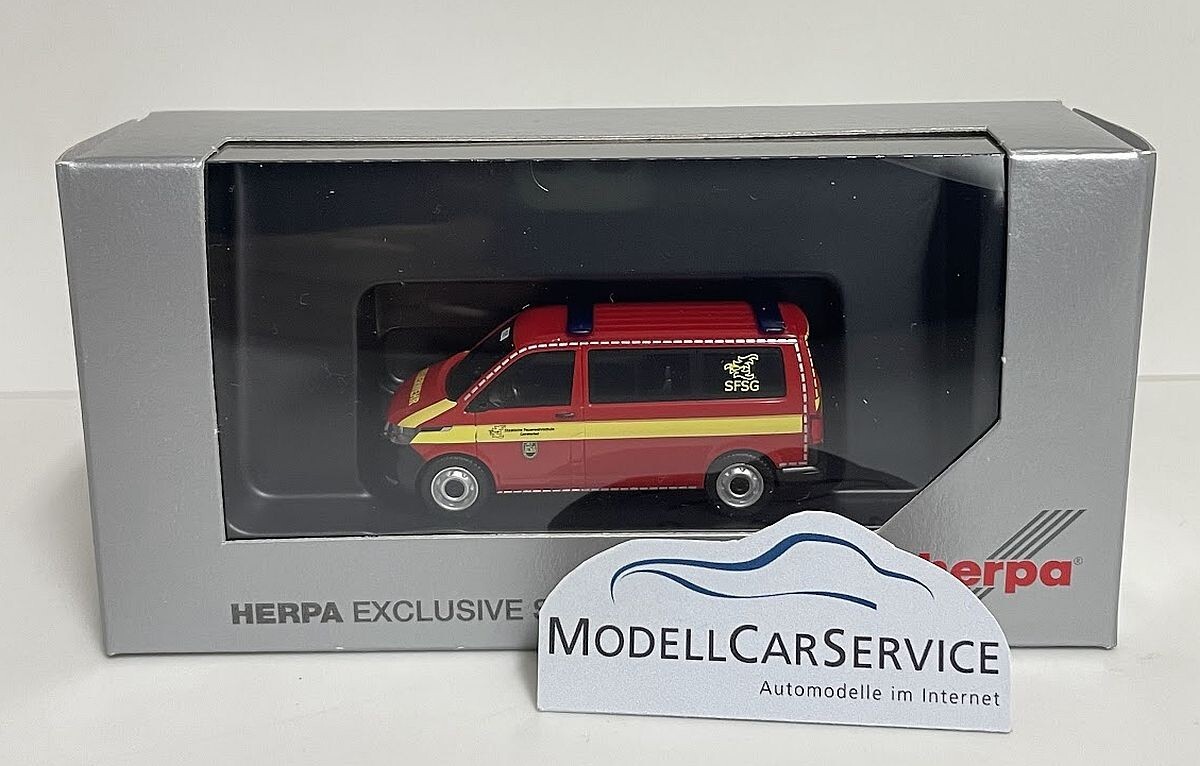 Herpa Sondermodell 1/87: 956963 VW T6.1 ""Staatlichen Feuerwehrschule Geretsried""
