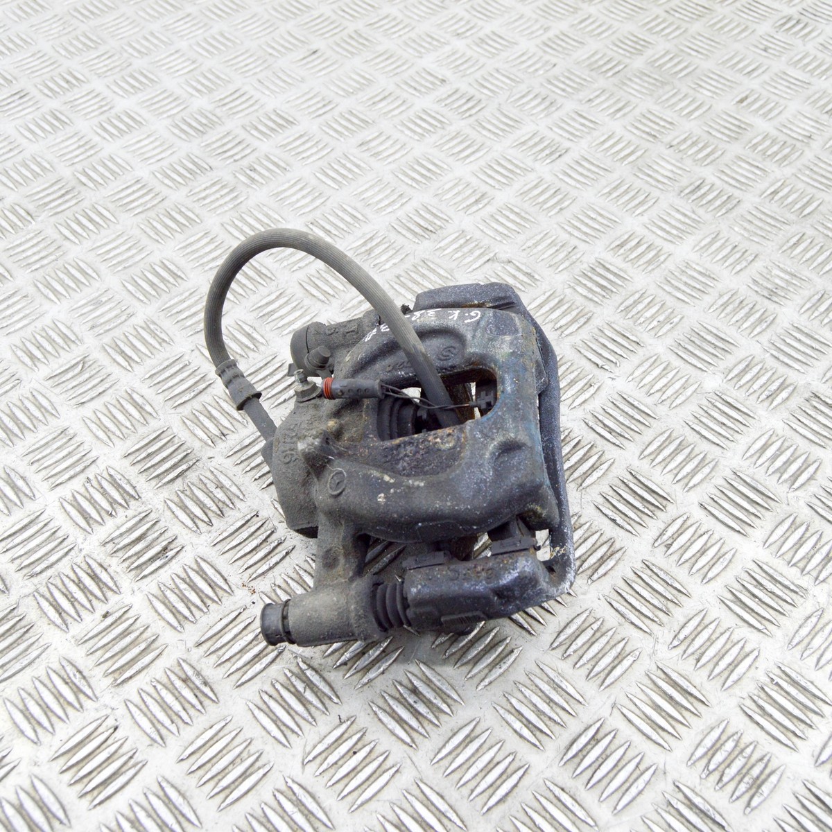 MERCEDES-BENZ SPRINTER 907 315CDI 110kw Rear Left Brake Caliper 