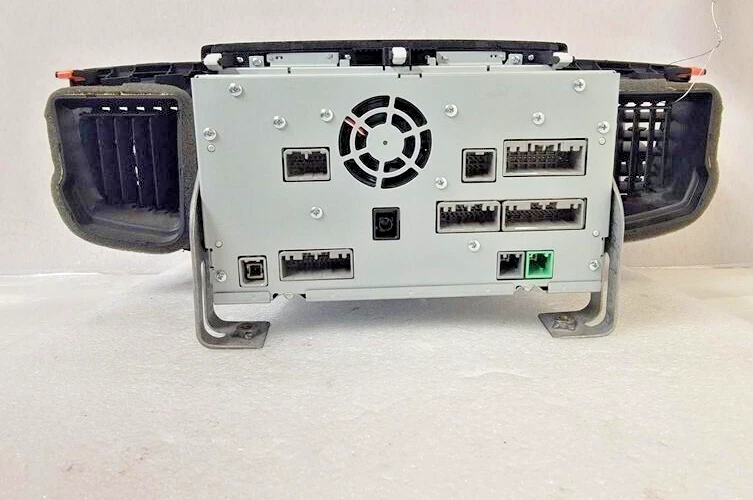 Honda Pilot 2016-2018 8" radio pantalla receptor montado en tablero OEM 16 17 18 Foto 2 de 4