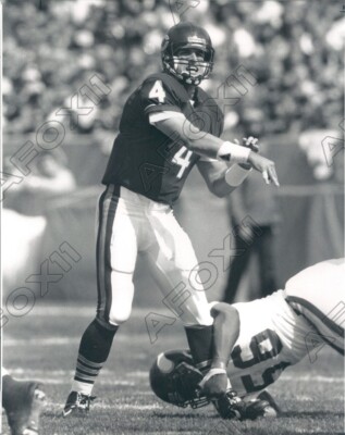 1990 Chicago Bears Football Player Quarterback Jim Harbaugh Press Photo 