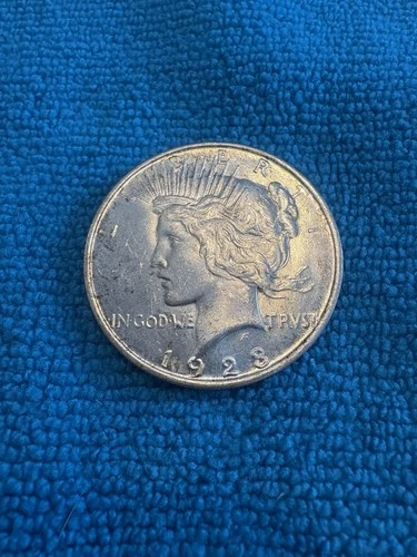 1923-P Peace Dollar 90% Silver - Brilliant Uncirculated.  Nice Original luster!