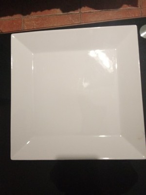 3 quadratische Teller Artis L'art De Tables. Maße ca. 27 x 27 cm 