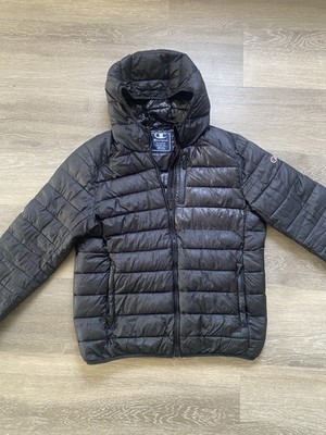 Champion Winterjacke Größe XL Herren, leichte Mängel, in den Bildern sichtbar 