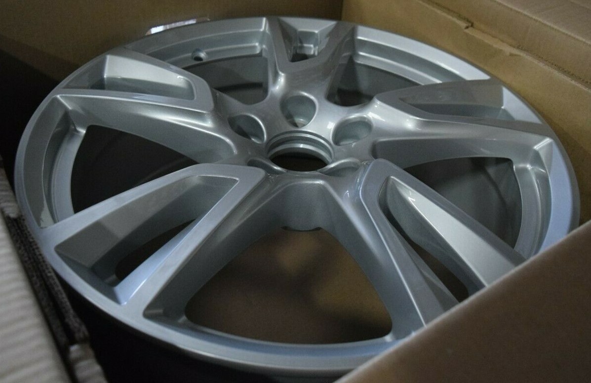 2018 18 Volvo V90 OEM Wheel Rim 31362866 314285958 18x7.5