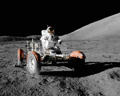 APOLLO 17 ASTRONAUT GENE CERNAN DRIVES LUNAR ROVING VEHICLE  8X10 PHOTO (BB-639)