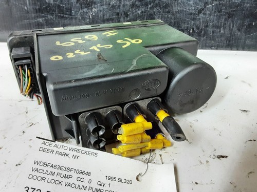 Vacuum Pump 201 Type Fits 84-89 MERCEDES 190 616371 - Picture 4 of 12