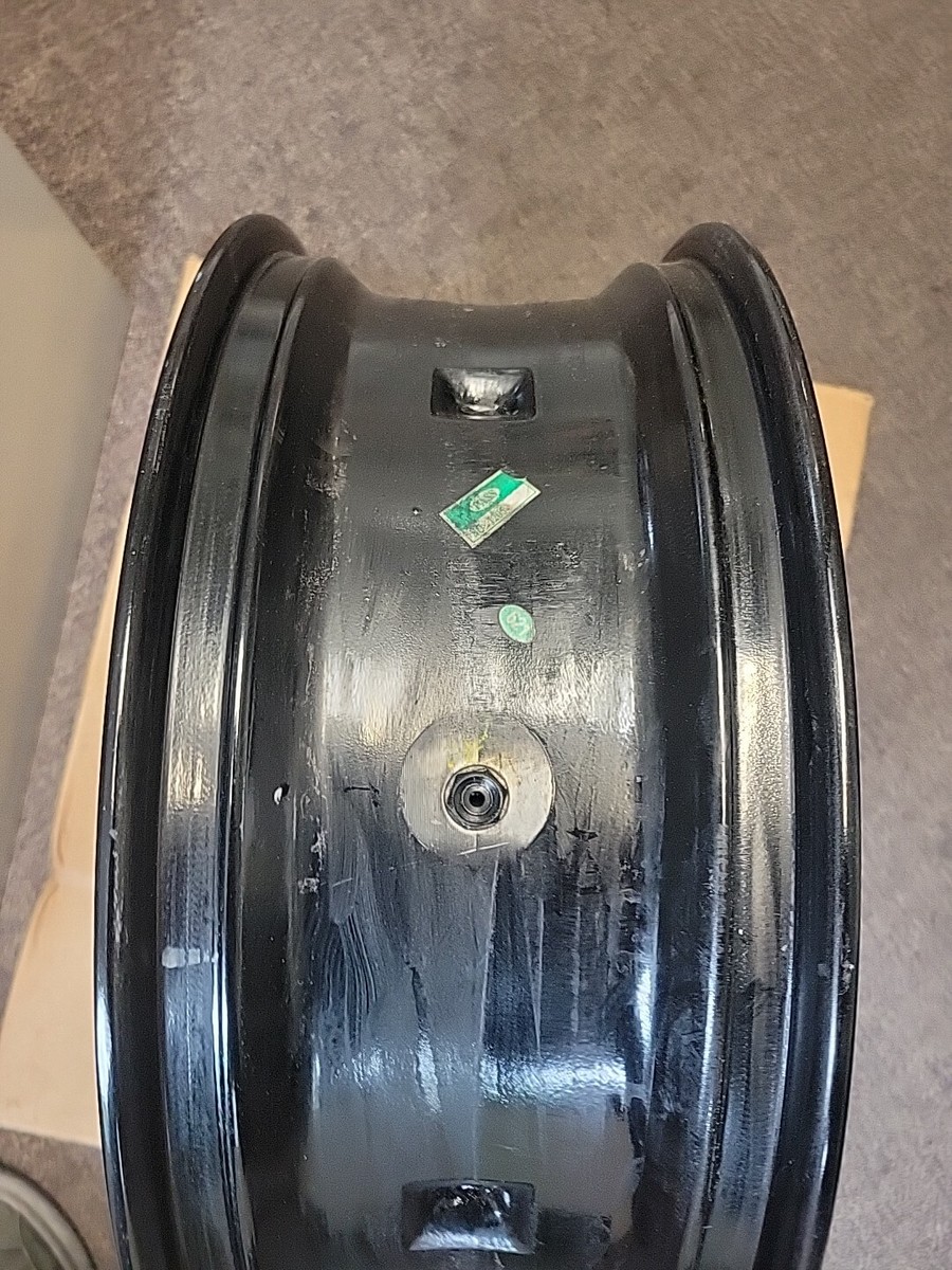 APRILIA RSV4 AND TUONO REAR WHEEL 896756 - Straight | eBay yodonsee様専用