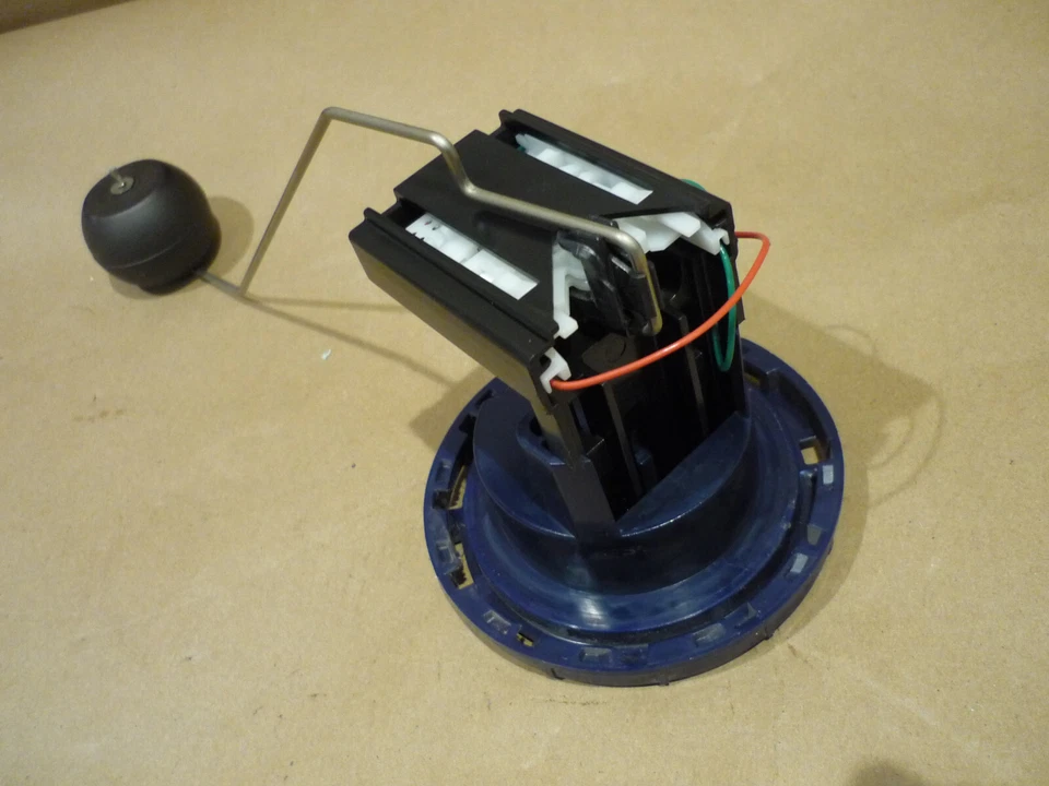 Ferrari 458 Italia,FF - Fuel Level Sensor - P/N 254314 - Image 4 of 4