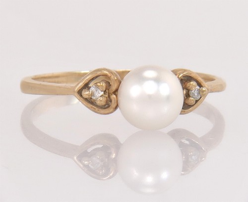 Vintage Magic Glo Genuine Diamond & Pearl 5.5mm 10K Yellow Gold Ring Size 6.25 - 第 1/5 張圖片