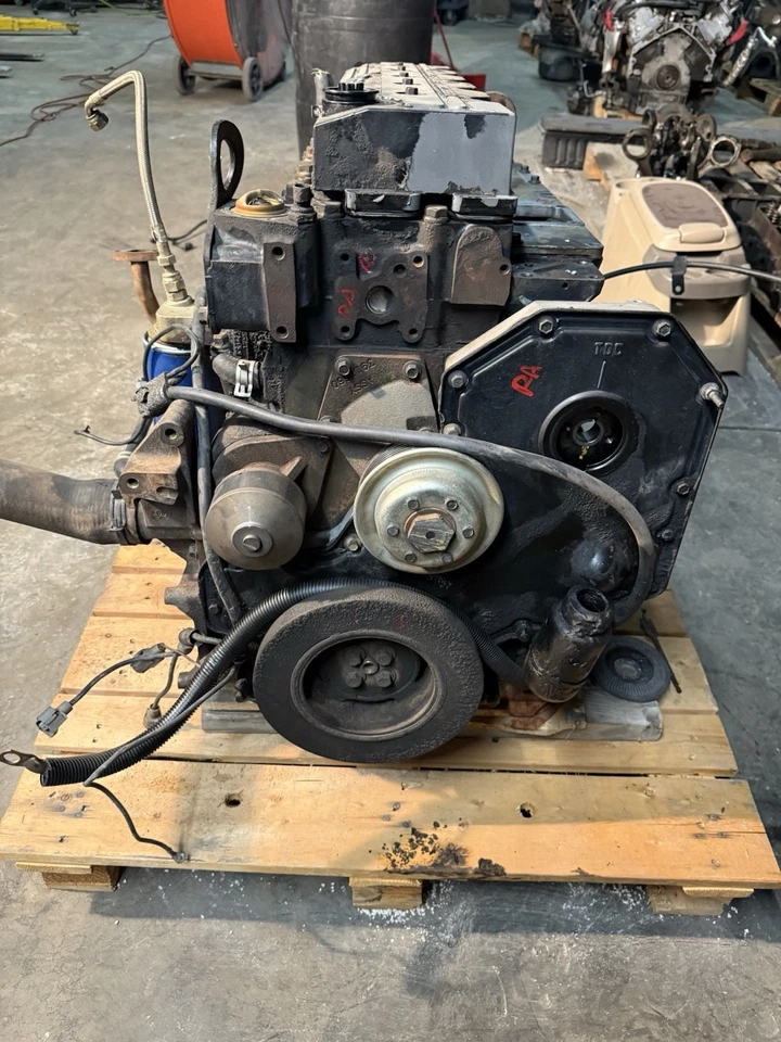 Motor Cummins diésel 5,9 L de Dodge RAM 2500 3500 2001 Foto 3 de 4