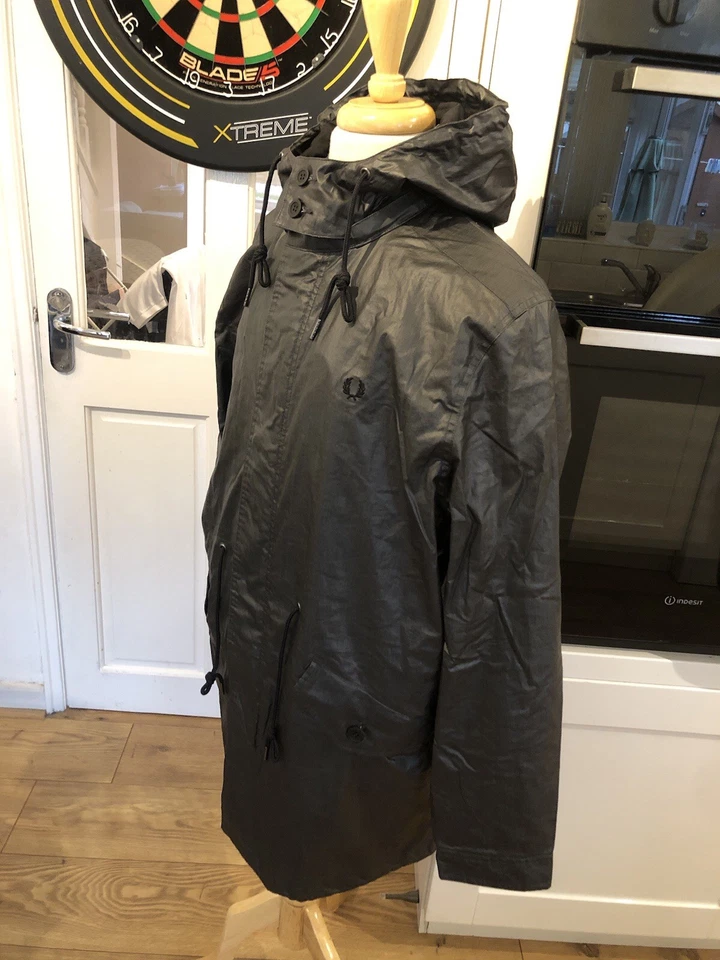 Fred Perry grey waterproof MOD Parka *100% Ratings Selller* - Image 4 of 4