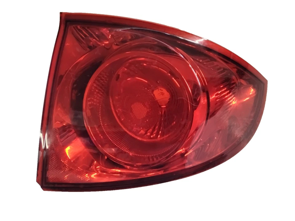 Luz trasera derecha pasajero Pontiac G5, Pursuit: 2006, 2007, 2008, 2009, 2010 Foto 2 de 4