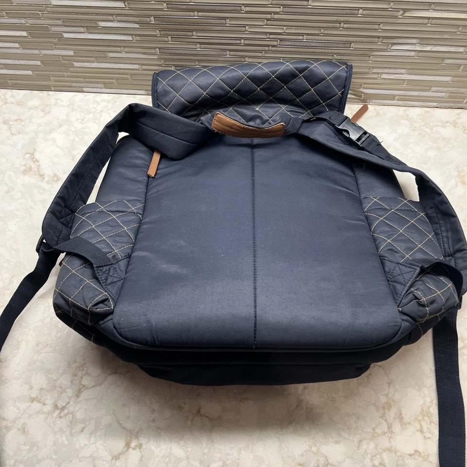 Mochila Bolsa de Pañales Skip Hop Azul Marino Múltiples Bolsillos Forrada de Viaje Cremalleras Foto 4 de 4