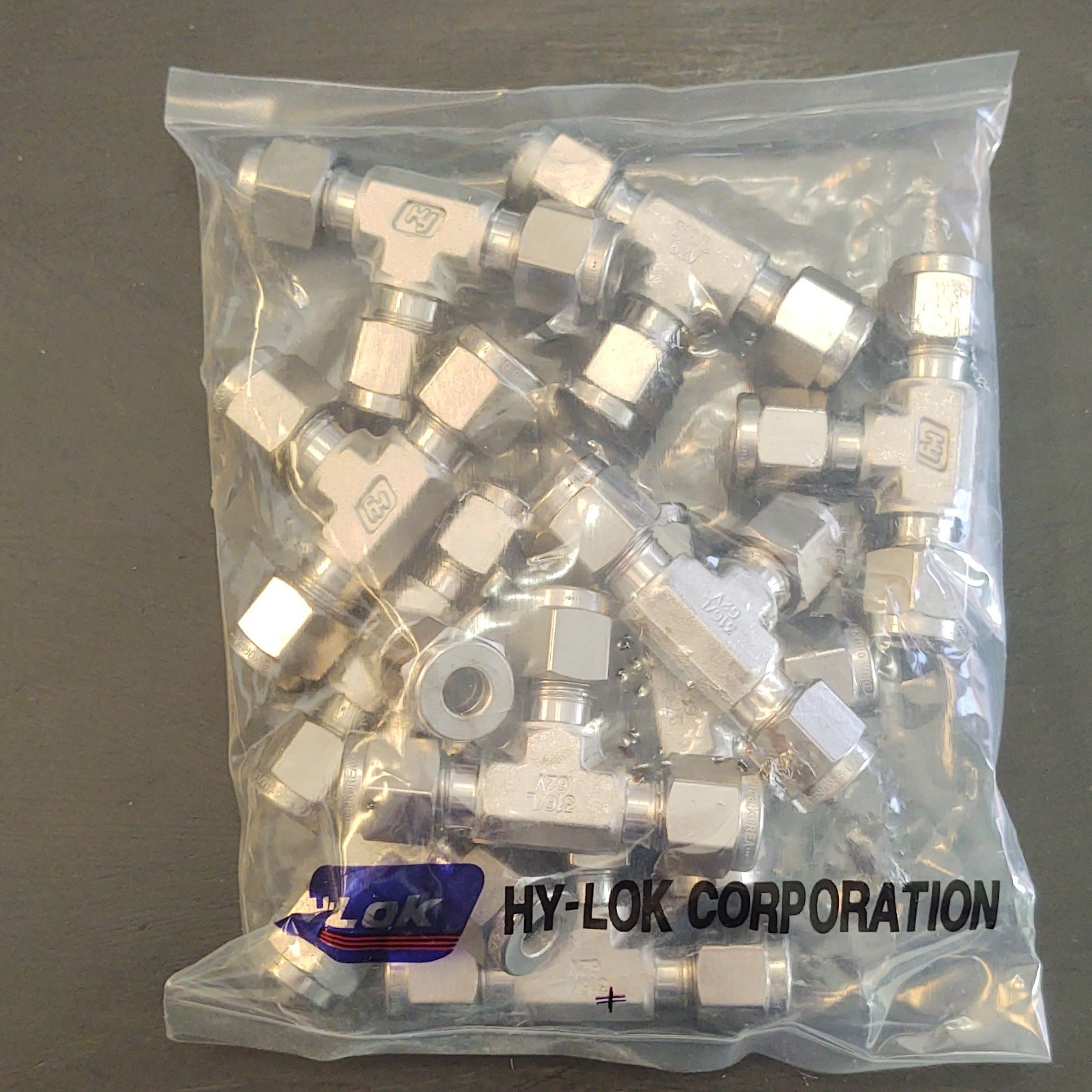 10 count pack Hy-Lok Stainless Steel Compression Tee Fitting 1/4 od