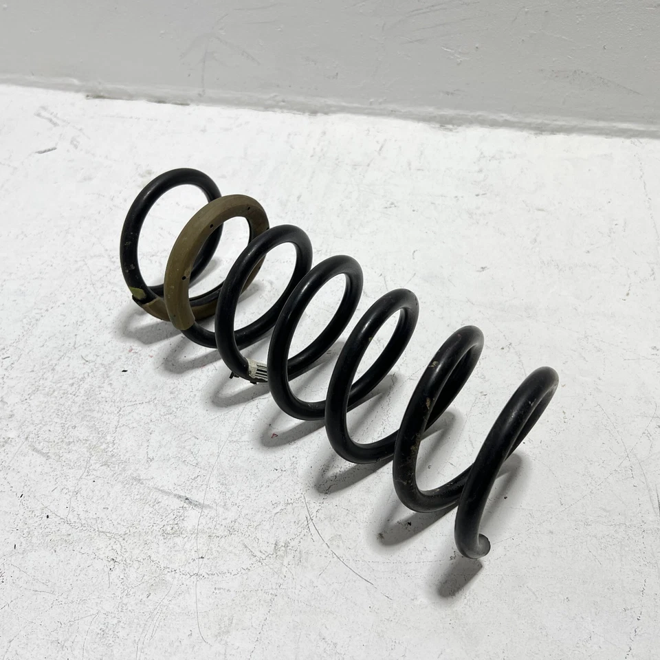 Mola helicoidal traseira direita ou esquerda Ford Focus 2012-2018 fabricante de equipamento original - Imagem 4 de 4