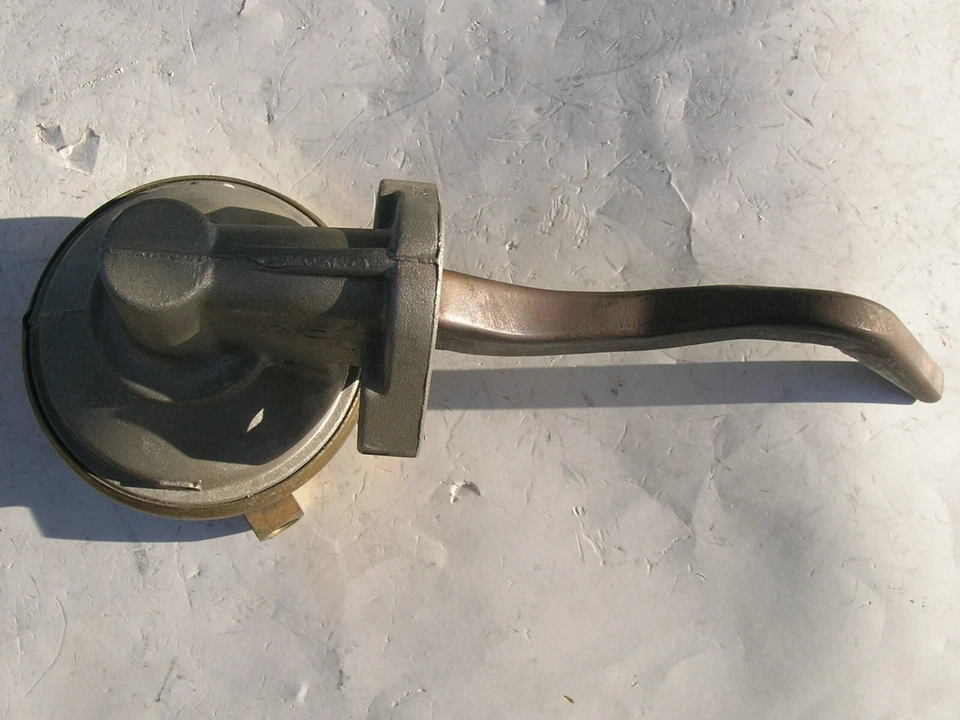 Bomba de combustible Wildcat Riviera GS AC 40371 1957-1965 Buick 364, 401, 425 V8 Nuevo de Lote Antiguo Foto 3 de 4