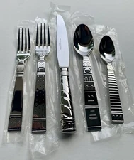 Sasaki Sienna 5 pc Place Setting Stainless Flatware Robert AM Stern Design